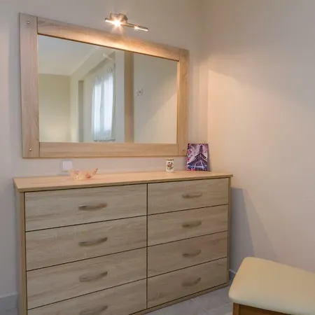 Apartmán Nijay No 3 De-lux Size 76 Sq Mtrs Spartokhórion