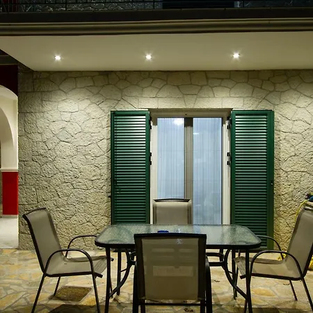 Apartmán Nijay No 3 De-lux Size 76 Sq Mtrs